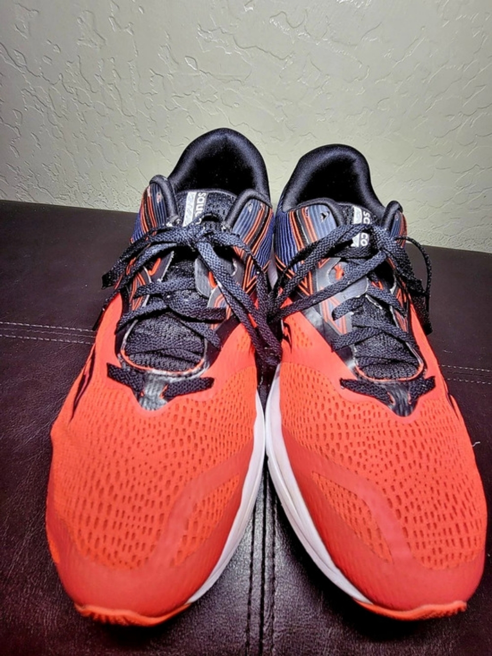 Saucony Kinvara 9 Men's Athletic Shoes US 12 Orange & Black